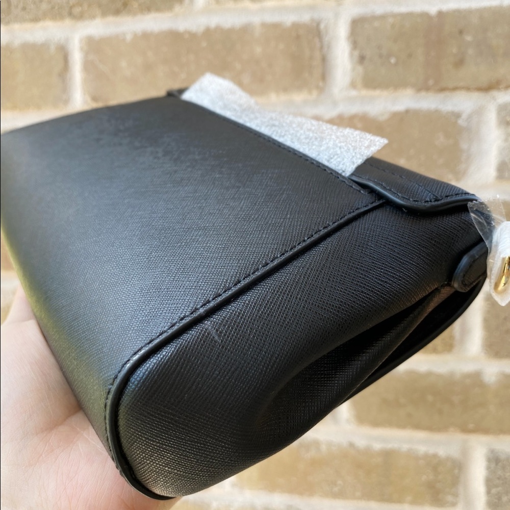 ‼️SALE‼️👜💕Michael Kors medium crossbody black - Picture 7 of 8